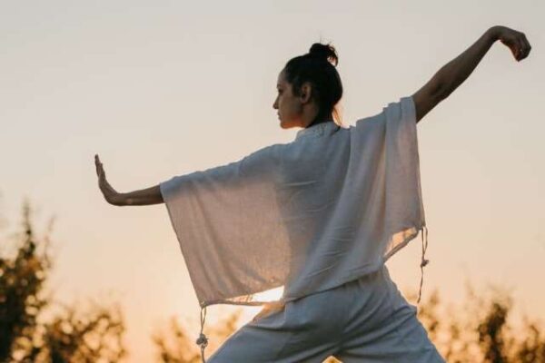CLASE INTRODUCTORIA DE TAI CHI CHI KUNG Estilo Yang